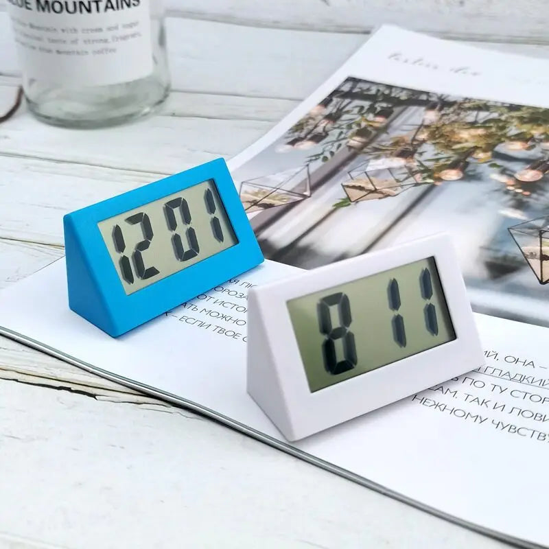 5.2*2*3.5cm Mini Portable Desk Clock 12Hour Time Display Digital Clock with Date  Electronic Table Clock for Student/Car/Bedroom