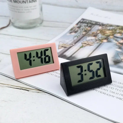 5.2*2*3.5cm Mini Portable Desk Clock 12Hour Time Display Digital Clock with Date  Electronic Table Clock for Student/Car/Bedroom