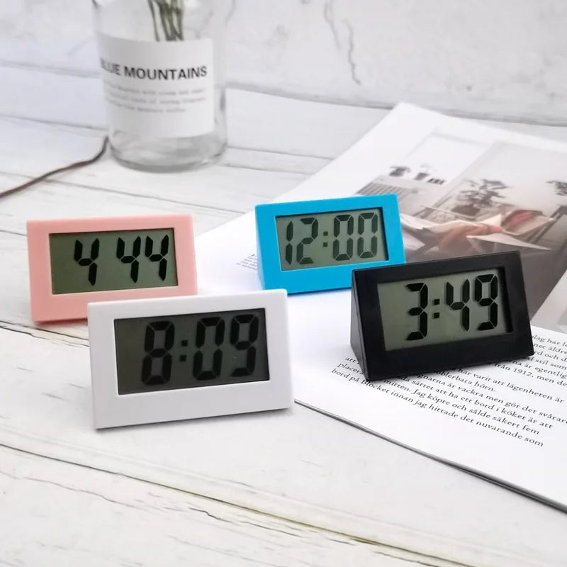 5.2*2*3.5cm Mini Portable Desk Clock 12Hour Time Display Digital Clock with Date  Electronic Table Clock for Student/Car/Bedroom