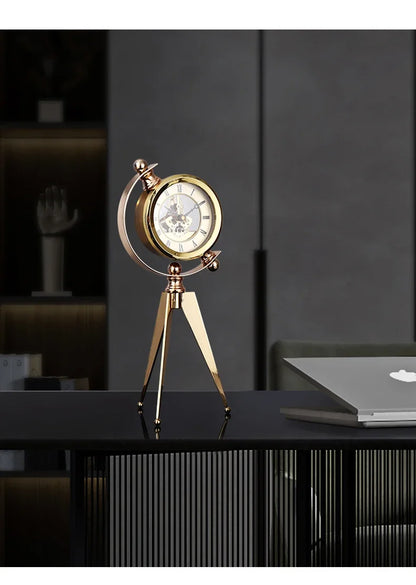 Gold Table Clock Luxury Metal Office Desk Clocks Aesthetic Tabletop Creative Quartz Desktop Clock Silent Home and Decoration